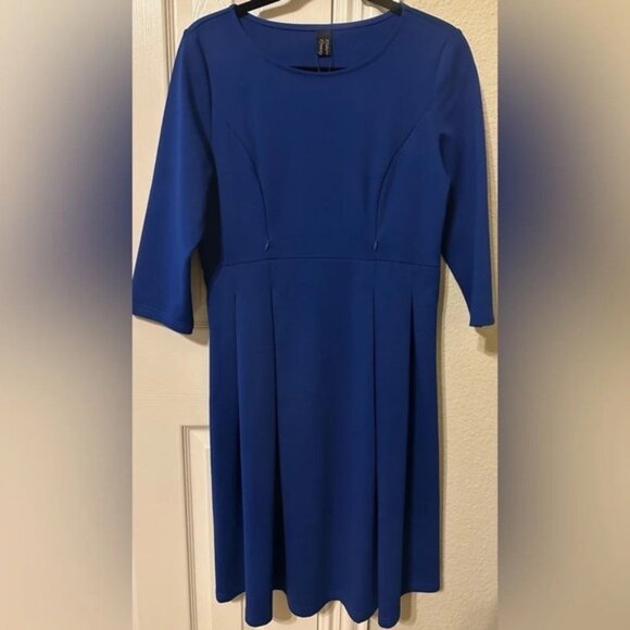Vfshow brand blue knit dress with zipper detail 3/4 sleeves royal blue size M - Picture 1 of 6